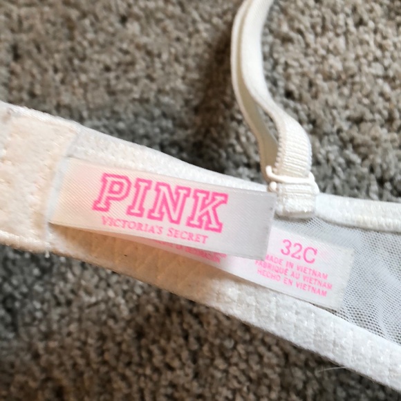 2 for 1 VS bras!! - Picture 4 of 8